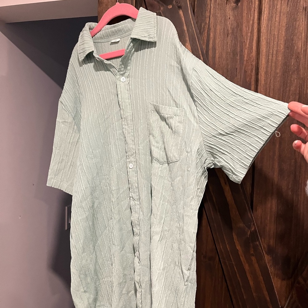 Men's Light Green Button Up